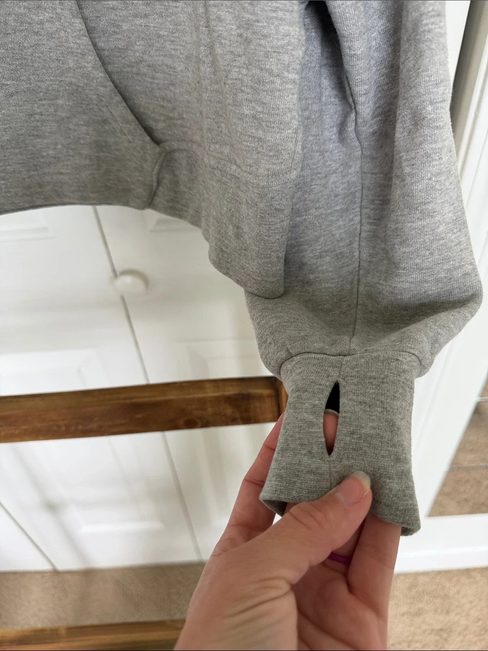JUST STRONG Women's Grey Cropped Hoodie dropped shoulder. Oversized Sweatshirt